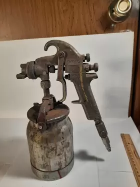 Binks 19-- 450 Vintage Model 19 Auto Body Spray Gun Paint Tool With Canister