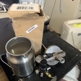 80-511 Binks 676281286251 Binks- Model Stainless Steel 1 Quart Pressure Cup Usa