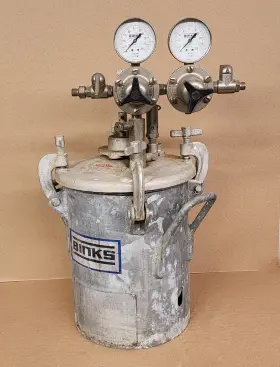 83-5504 Binks 2.8 Gallon Paint Pot Pressure Tank With Dual Regulators And Agitator