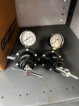 85-453 Binks Dual Regulator Assembly Pressure Tank Pot