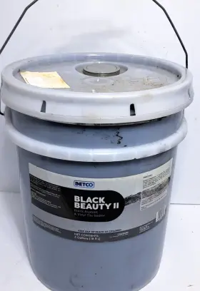 0133-005 Detco Black Beauty Ii Asphalt And Vinyl Tile Sealer With Pigment 5 Gallons