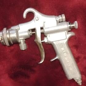 Devilbiss Mbc-510-64hdd 2 De Vilbiss Mbc Spray Guns