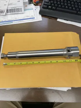 15j096 Graco Displacement Rod 250cc 1045 New Oem Hard To Find