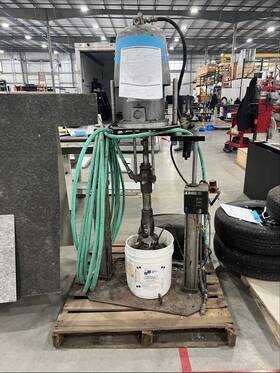 Graco 215255 Bulldog Air Motor Model Ii Quiet Local Pickup Only