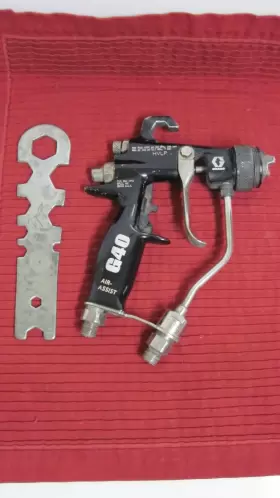 24c855 Graco G40 Air-assist Airless Spray Gun - C14a With Wrench