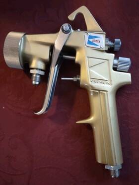 Kremlin 117498 Airmix Spray Gun New Old Stock