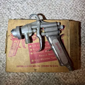 1z790 Speedaire Conventional Spray Gun 6-15 Inch Pattern Size 5.0 Cfm 25/90 Psi