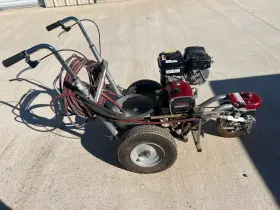 2850 Titan Speedflo Powrliner - Two Gun Line Painting Machine