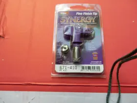 671-410 Titan Sc-6 Plus Purple Reversible 5000 Psi 0.11 Gpm Fine Finish Nozzle