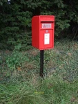 Photo 12X8 Elizabeth Ii Postbox, Mile End Farm No. CB7 105. C2017 New. Price: $8.16.