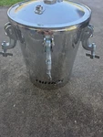 Binks Pressure Tank, Pot 1416-3982, 5 Gallon, Stainless New. Price: $1550.00.